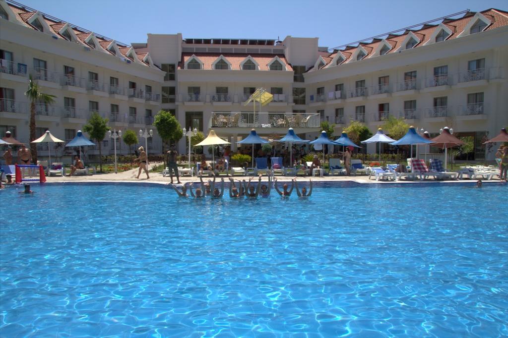 Grand Mir Amor Hotel Kiris Екстериор снимка